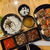 นุ่มลิ้น Yakiniku