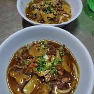 เมนูของร้าน ขนมจีนไหหลำ เจ๊วา-เจ๊หย่ง ดุสิต