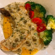 เมนูของร้าน ปลูกรัก Pretty Healthy ชั้น 2 ห้างแอมไชน่าทาวน์ ถนนเจริญกรุง 23-25