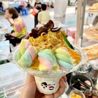 Jing Jing Bingsu & Sweets สกลนคร