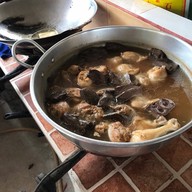 เจ๊อึ่ง ก๋วยเตี๋ยวหมูตุ๋น