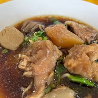 ก๋วยเตี๋ยวเนื้อตุ๋น ละมุนเลย