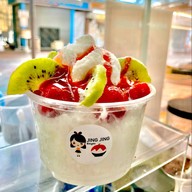 Jing Jing Bingsu & Sweets สกลนคร