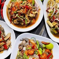 คนละยำ ตำแซ่บ ณ บ้านติดต่อ ต้นตำหรับ