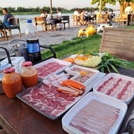 บ้านทองใบ