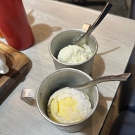 มานี มี หม้อ เดอะ มาร์เก็ต วิลเลจ