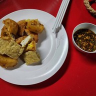 เมนูของร้าน ตือคาโคช้างม่อย.猪脚圈 ช้างม่อยตัดใหม่