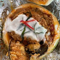 ครัวบ้านย่า ถนน อมรเดช