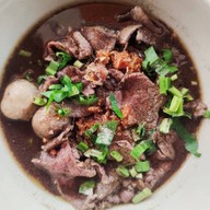 ก๋วยเตี๋ยวเนื้อตุ๋น สูตรโบราณ