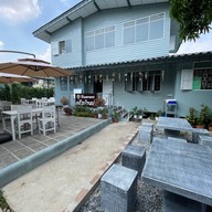 ครัวบ้านย่า ถนน อมรเดช
