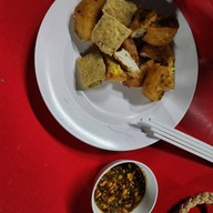 เมนูของร้าน ตือคาโคช้างม่อย.猪脚圈 ช้างม่อยตัดใหม่