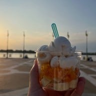 เมนูของร้าน ไอติมกะทิแม่เจริญ