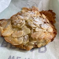 Eric Kayser Central Si Racha