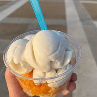 เมนูของร้าน ไอติมกะทิแม่เจริญ