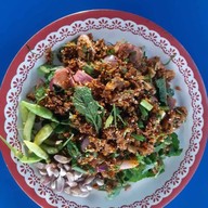 ส้มตำพี่อ้อยตำแซ่บ 1