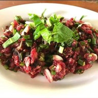 ส้มตำพี่อ้อยตำแซ่บ 1