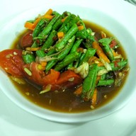 ร้านหรอยแซบ