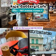 Kaja Gallery Cafe Cacha bed hotel