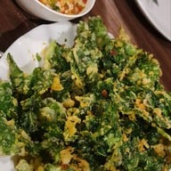 บ้านผักรักตะวัน