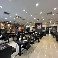 เถ้าแก่เนี้ย ชาบู โลตัสพระราม 1 โซนลานจอดรถเสา A5