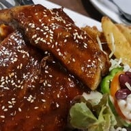 บ้านผักรักตะวัน