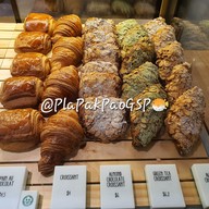 เมนู Tiong Bahru Bakery Plaza Singapura