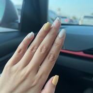 Newly Nail Spa ชลบุรี