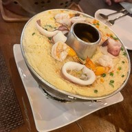 เมนูของร้าน คุ้มดำเนิน