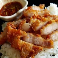 น้องน้ำข้าวมันไก่