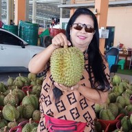 ข้าวขาหมูนายเบ้นซ์