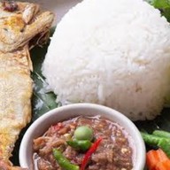 ครัวในบ้าน’ กับข้าวกับปลา🐟 by brees