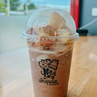 ⭐️🥛เฮียอุ่นนม นมสด ขนมปังปิ้งอร่อย👍  นมสดเกล็ดหิมะ ปังเย็น ปังไอติม ชิโอะปัง ครอฟเฟิล ชีสเค้ก ทีรามิสุ โรลเค้กครีมสด ถนนหอการค้าไทย