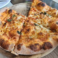 Marco Polo Restaurant Pizzeria ร้านอาหารมาร์โคโปโล ..