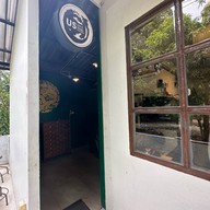 Us Cafe&Friends Suphanburi