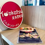 เมนูของร้าน Tonkotsu ramen แอทยูปาร์คบางนา