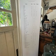 Us Cafe&Friends Suphanburi