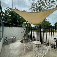 Us Cafe&Friends Suphanburi