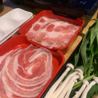 ชาบูไออุ่น ปัว