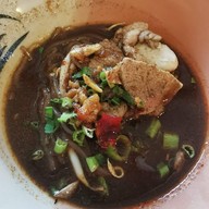 ก๋วยเตี๋ยวเรือเสนาตอง111