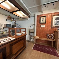 Us Cafe&Friends Suphanburi