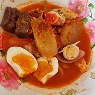 เพชรเลิศ เย็นตาโฟหมึกยัดไส้ สาขาบ้านสวนซอย9