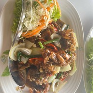 กลางเลซีฟู้ด