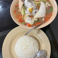 ต้มยำหัวปลารัษฎา by พี่กุ้ง