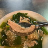 ราดหน้ายอดผักเอ็มไพร์ สนามบินน้ำ