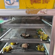 ราดหน้ายอดผักเอ็มไพร์ สนามบินน้ำ