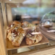 ร้านปลีกวิเวก คาเฟ่ (หัวหิน) -