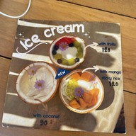 ร้านปลีกวิเวก คาเฟ่ (หัวหิน) -