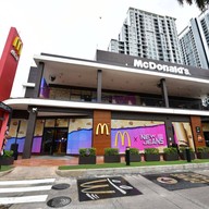 McDonald's เอสพละนาด รัชดาฯ