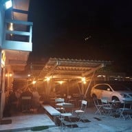 บรรยากาศ Eight Days A Week Homebar Eight Days A Week Homebar