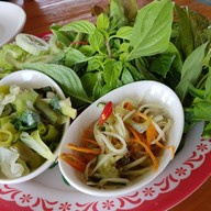 เมนูของร้าน บ้านหนมจีน (เส้นสด)